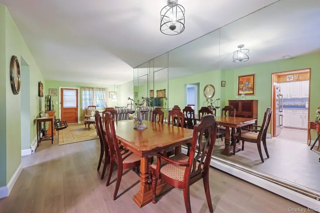 10 Harbour Lane Oyster Bay NY 11771