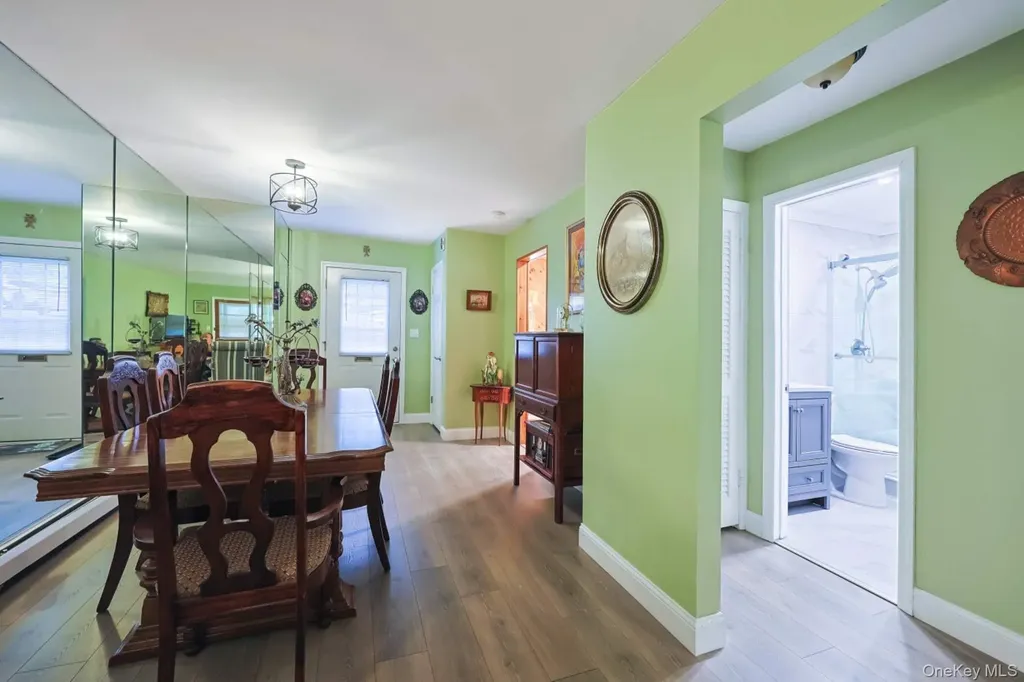 10 Harbour Lane Oyster Bay NY 11771