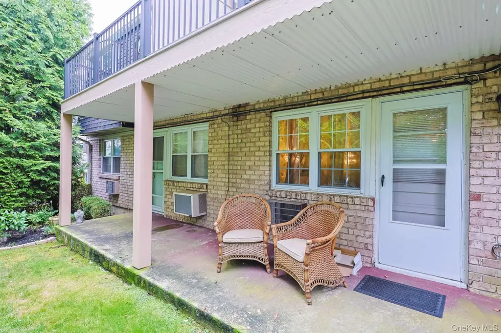 10 Harbour Lane Oyster Bay NY 11771