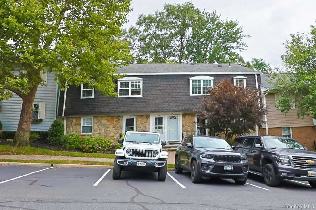 10 Harbour Lane Oyster Bay NY 11771
