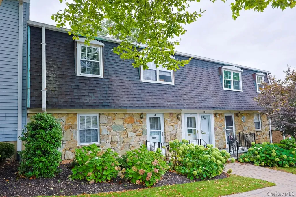 10 Harbour Lane Oyster Bay NY 11771