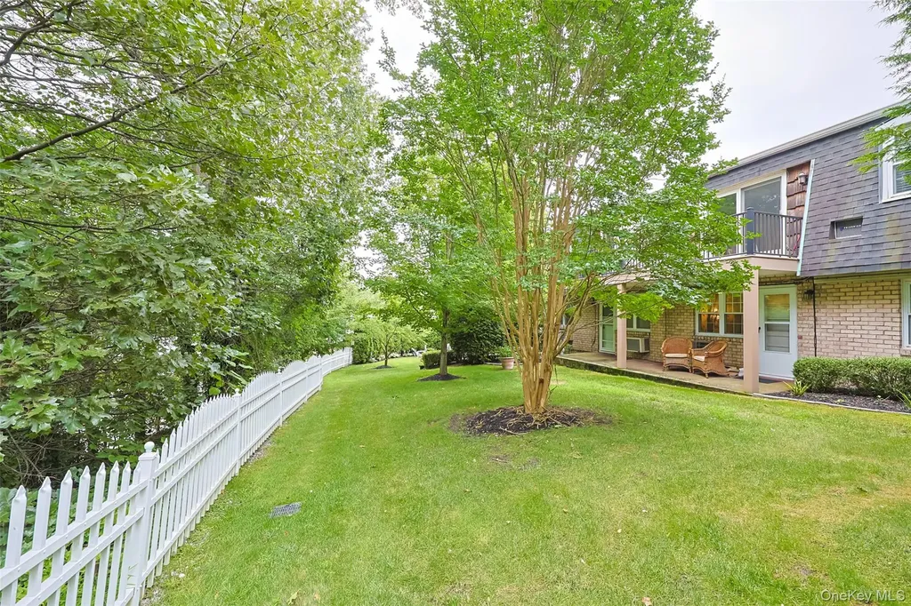10 Harbour Lane Oyster Bay NY 11771