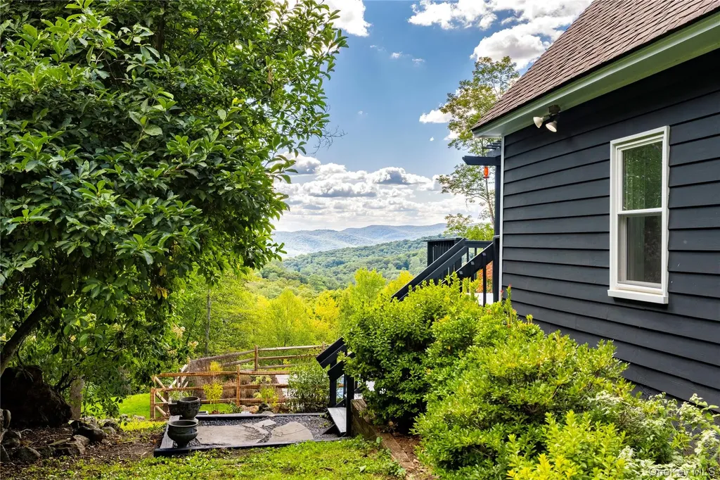 35 Garrison Woods Road Garrison NY 10524