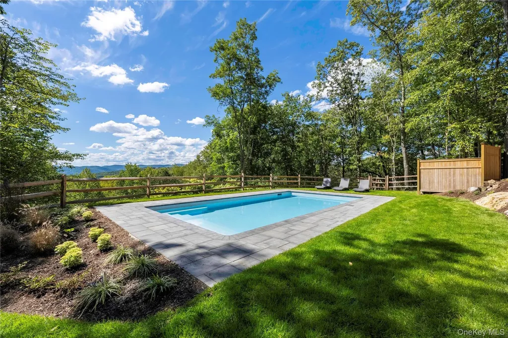 35 Garrison Woods Road Garrison NY 10524