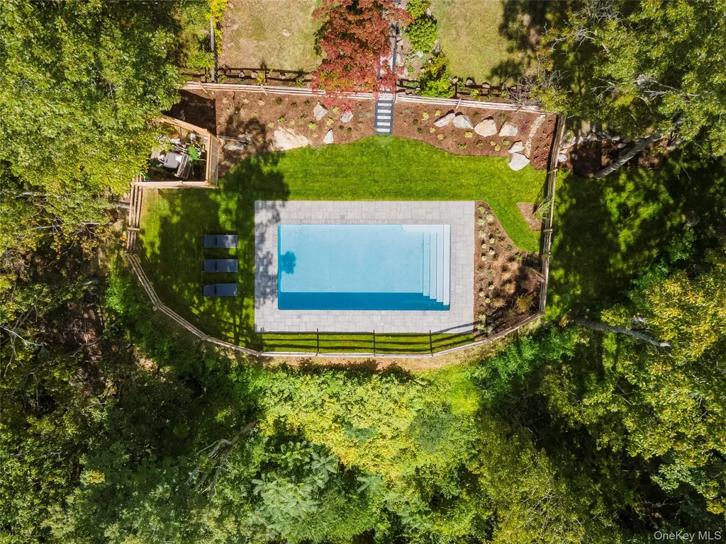 35 Garrison Woods Road Garrison NY 10524