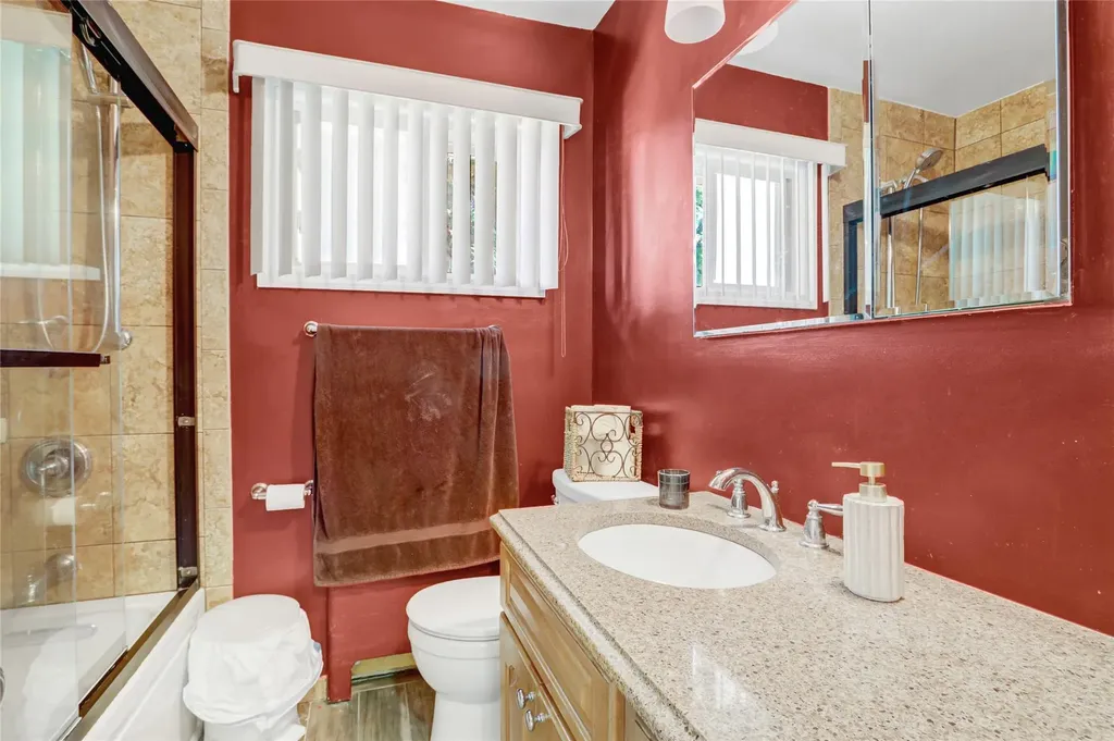 57 Elizabeth Drive Bethpage NY 11714