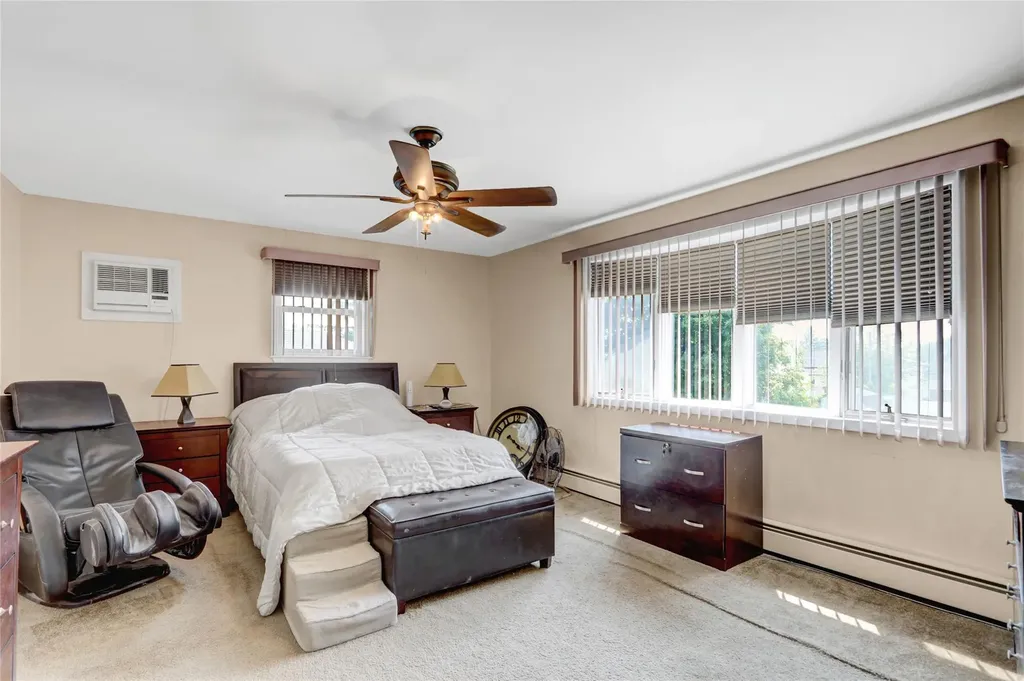 57 Elizabeth Drive Bethpage NY 11714