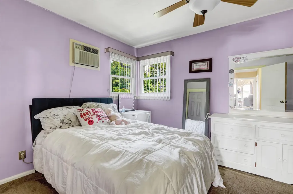 57 Elizabeth Drive Bethpage NY 11714