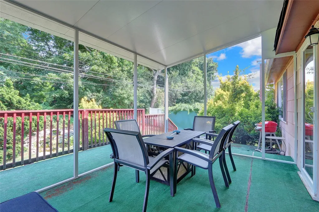 57 Elizabeth Drive Bethpage NY 11714
