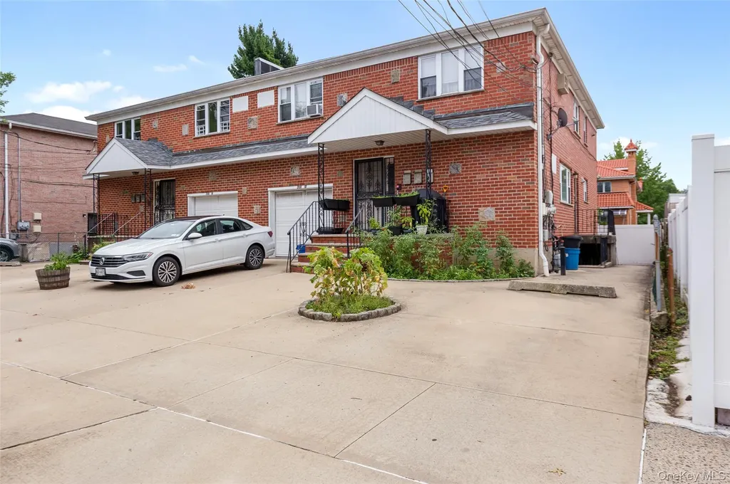 206-16 45th Road Bayside NY 11361