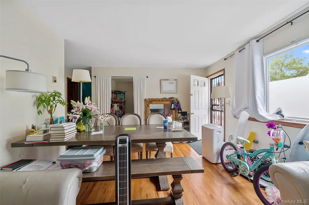 206-16 45th Road Bayside NY 11361
