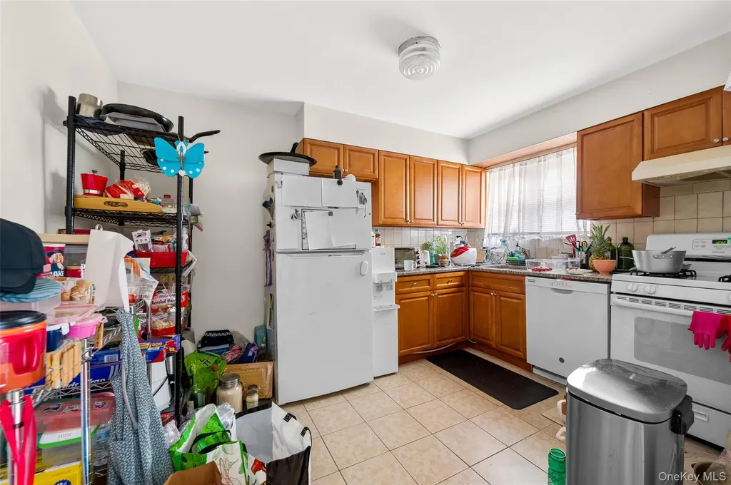 206-16 45th Road Bayside NY 11361