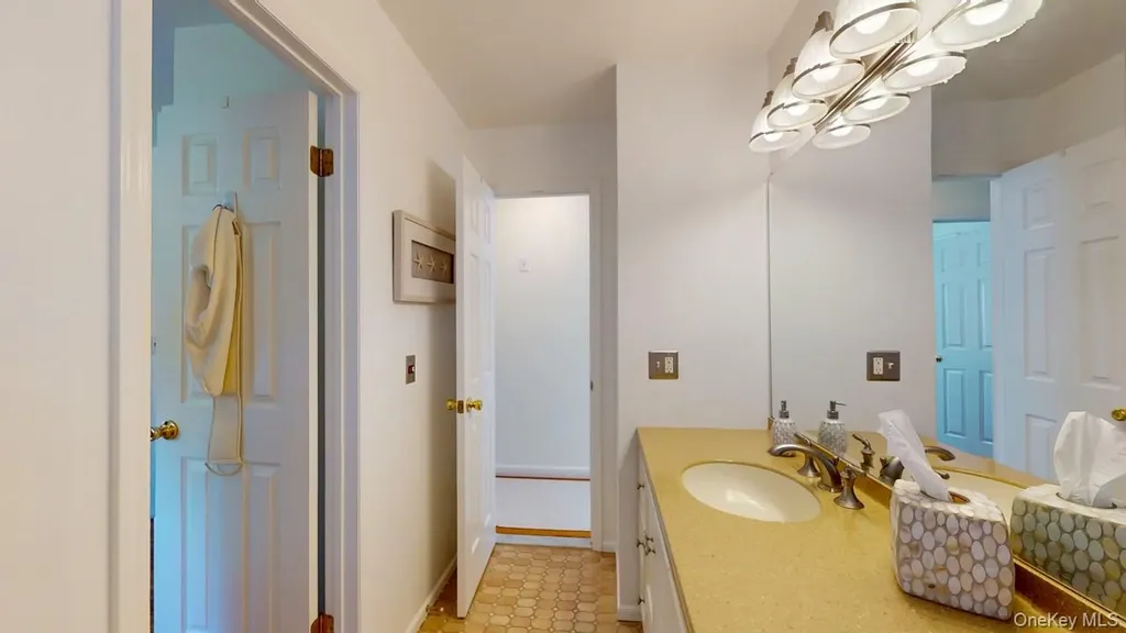 14 Willard Place Monroe NY 10950