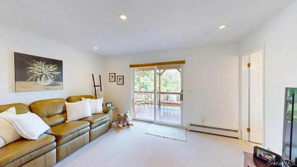 14 Willard Place Monroe NY 10950