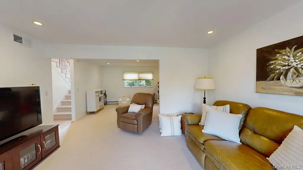 14 Willard Place Monroe NY 10950