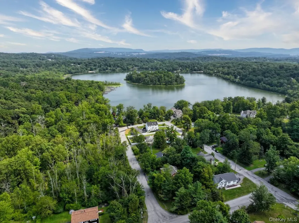 14 Willard Place Monroe NY 10950