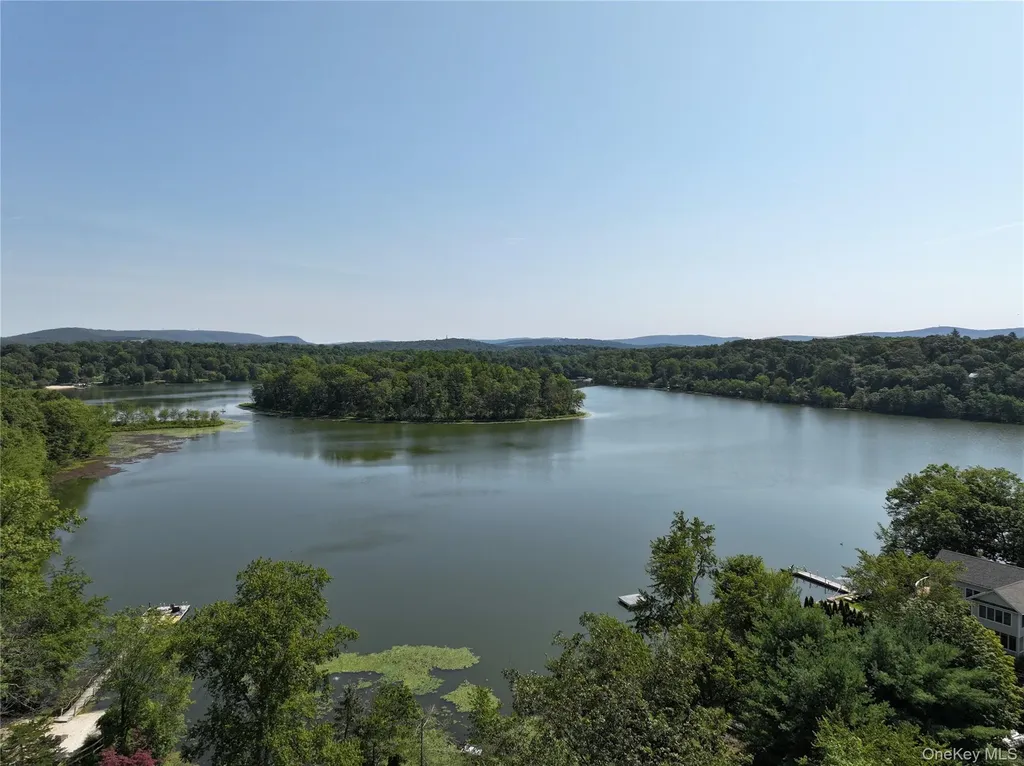 14 Willard Place Monroe NY 10950