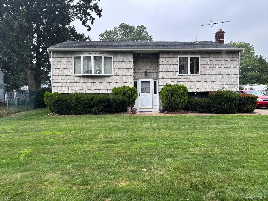 83 Justice Street West Babylon NY 11704