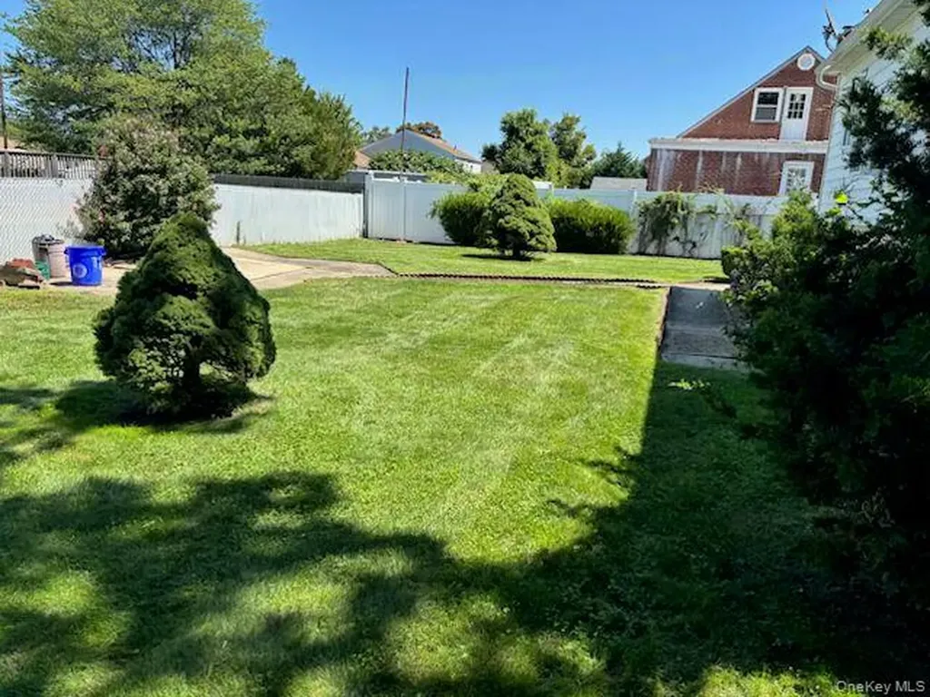 83 Justice Street West Babylon NY 11704