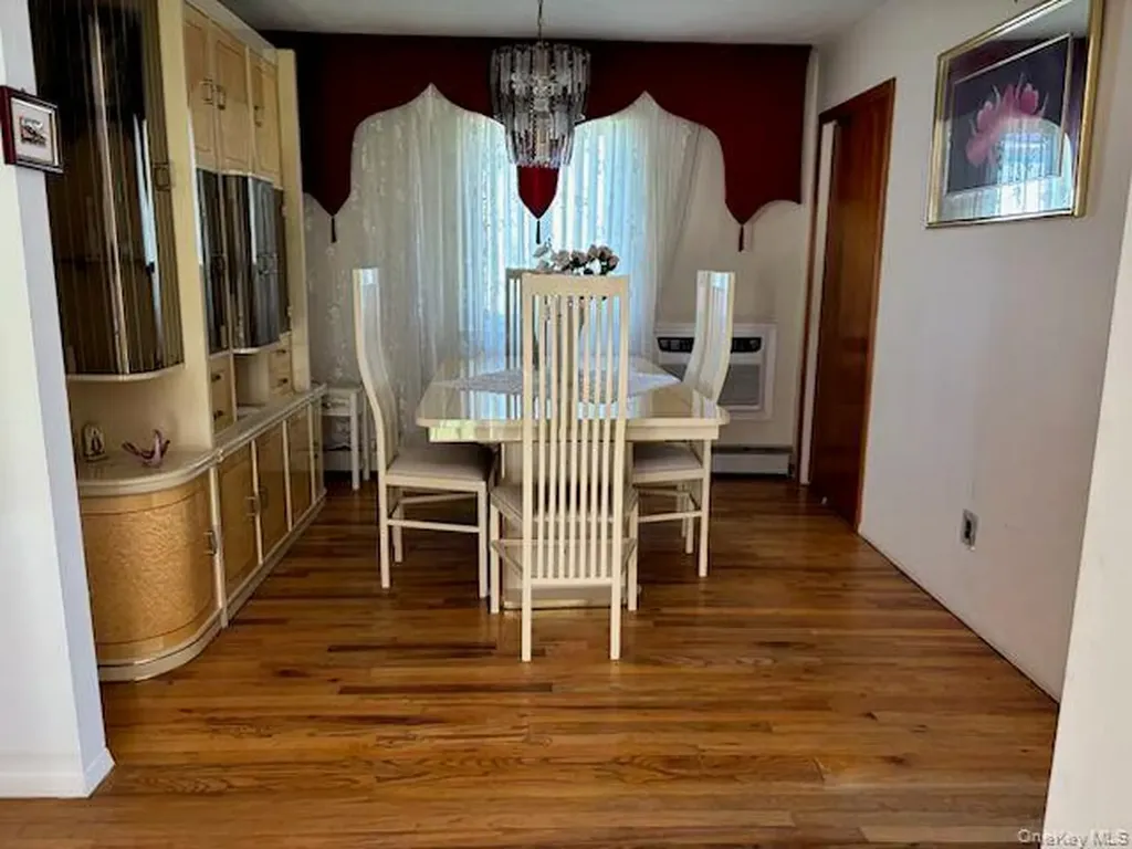 83 Justice Street West Babylon NY 11704