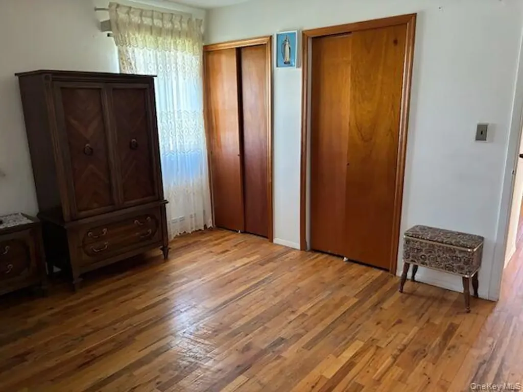 83 Justice Street West Babylon NY 11704
