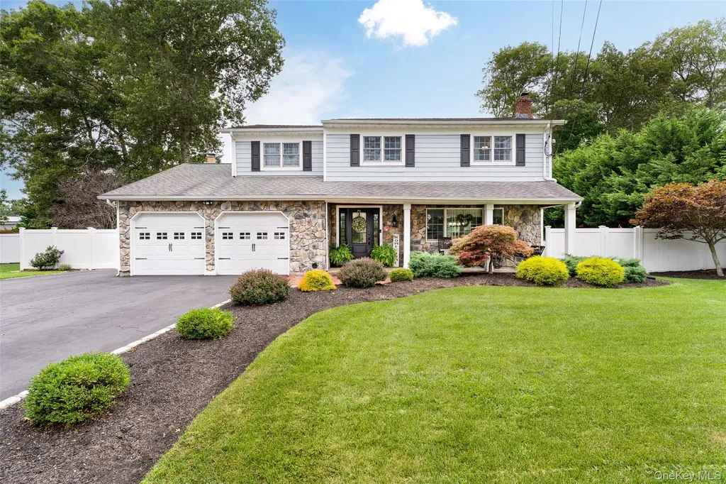 8 Miller Avenue Shoreham NY 11786