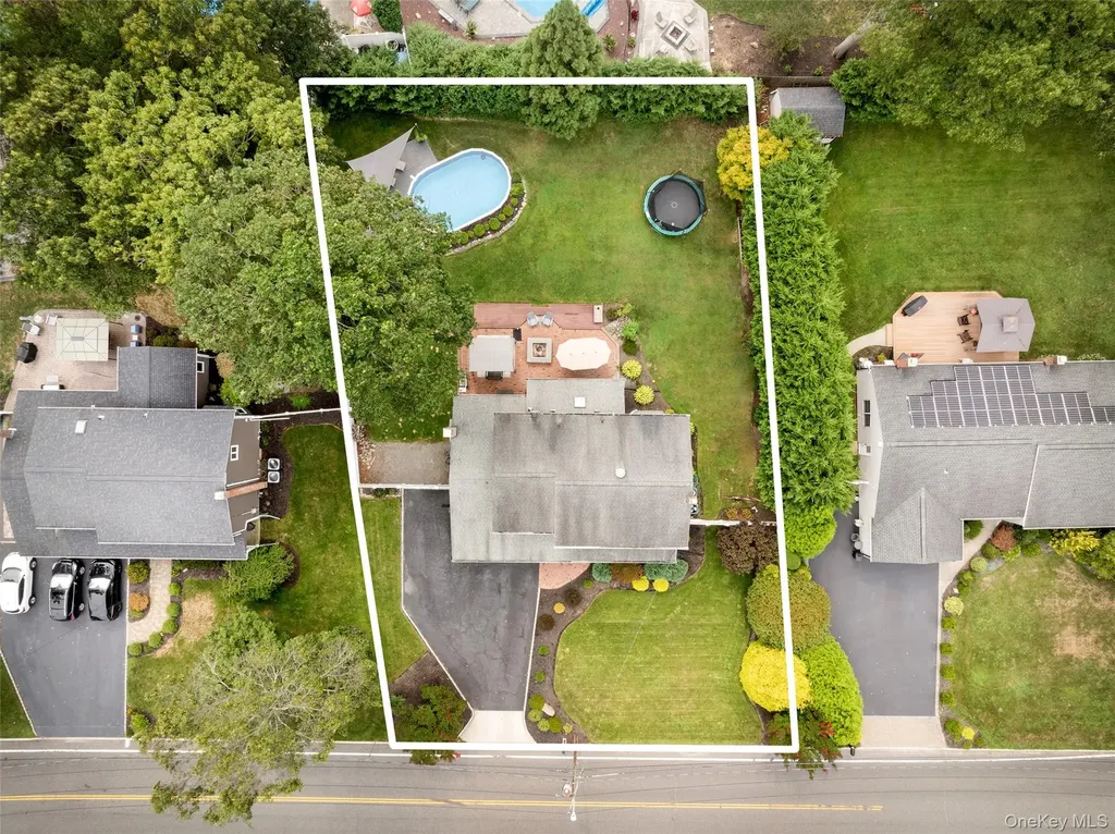 8 Miller Avenue Shoreham NY 11786