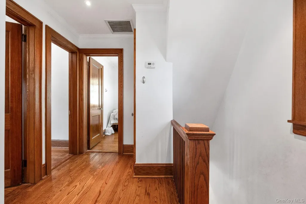194 Bradley Road Scarsdale NY 10583