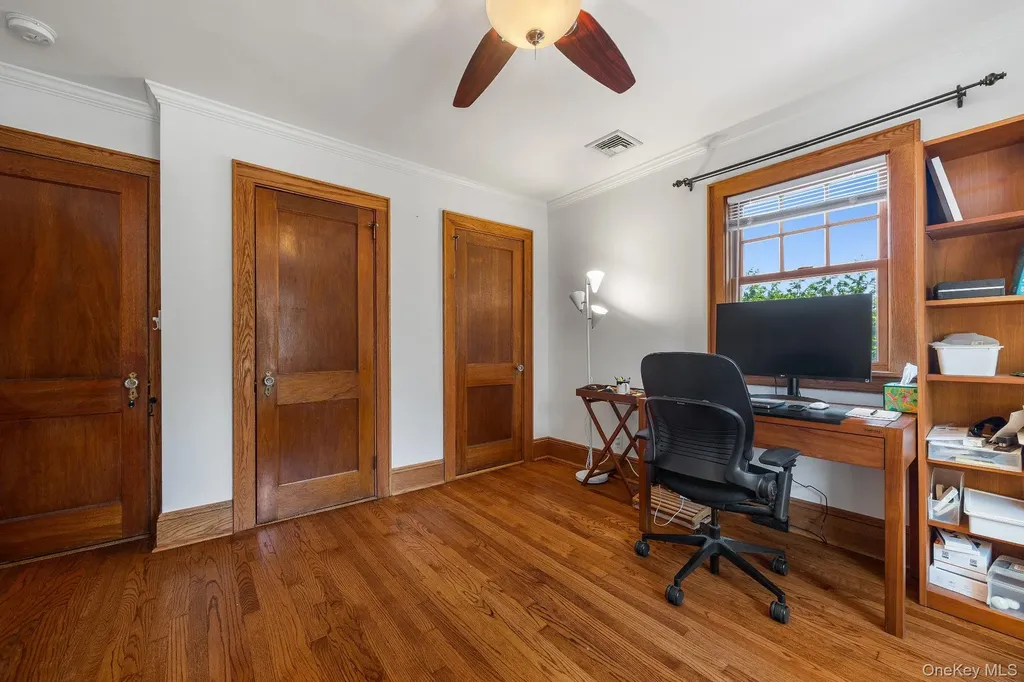 194 Bradley Road Scarsdale NY 10583