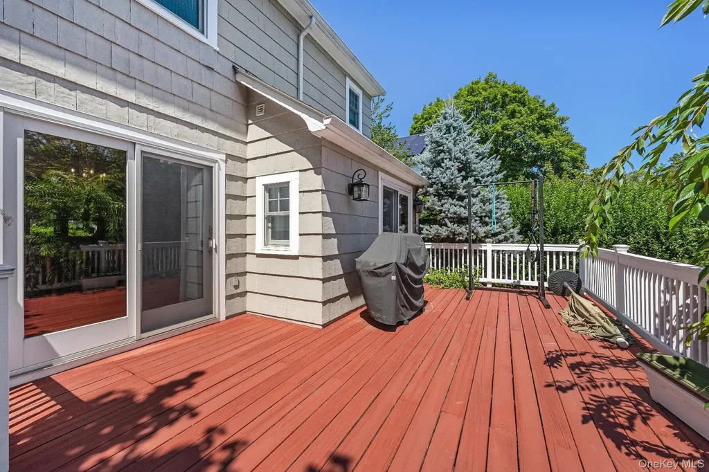 194 Bradley Road Scarsdale NY 10583