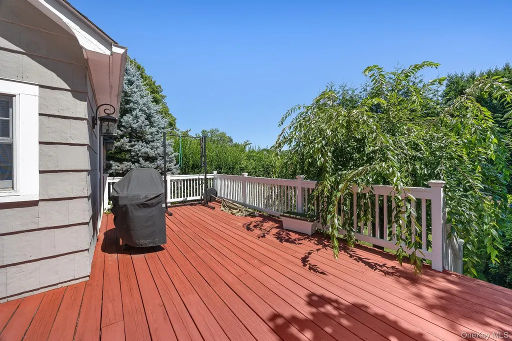194 Bradley Road Scarsdale NY 10583