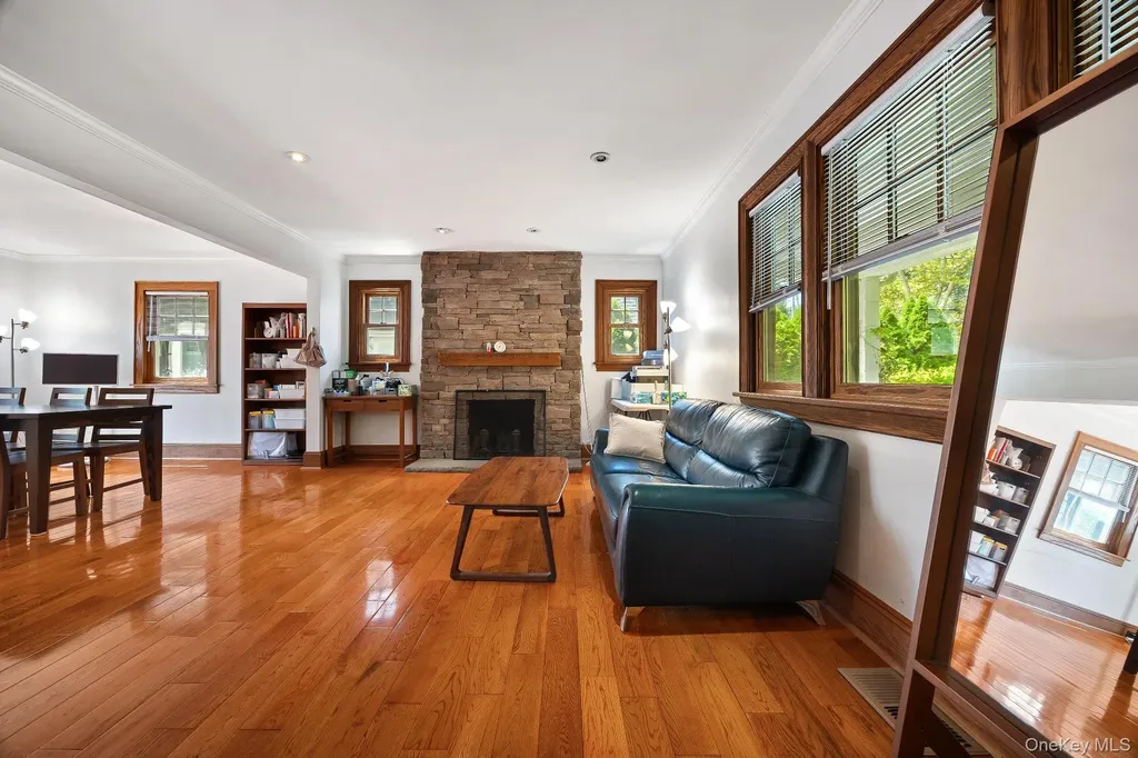 194 Bradley Road Scarsdale NY 10583