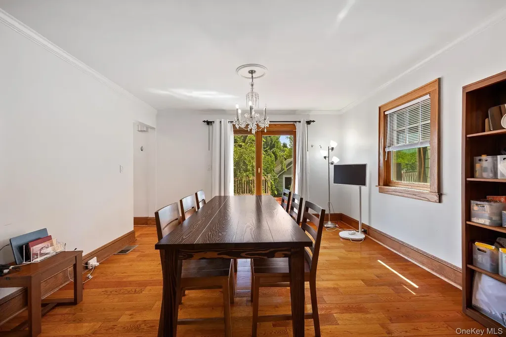 194 Bradley Road Scarsdale NY 10583
