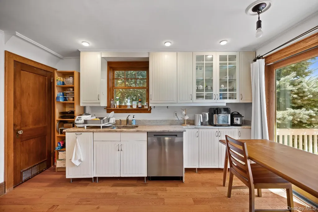194 Bradley Road Scarsdale NY 10583