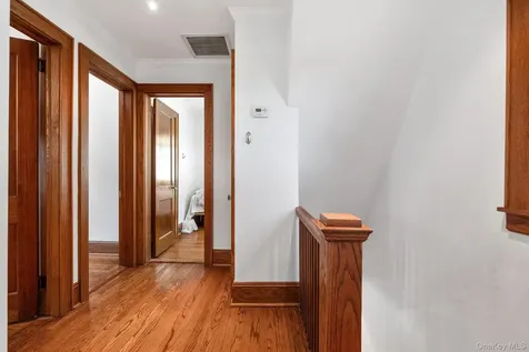 194 Bradley Road Scarsdale NY 10583