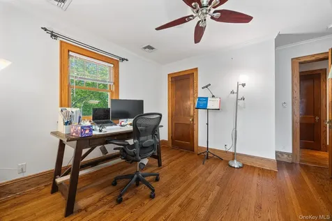 194 Bradley Road Scarsdale NY 10583