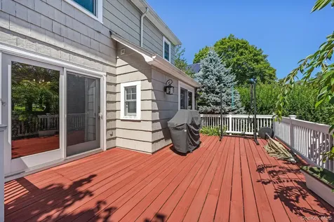 194 Bradley Road Scarsdale NY 10583