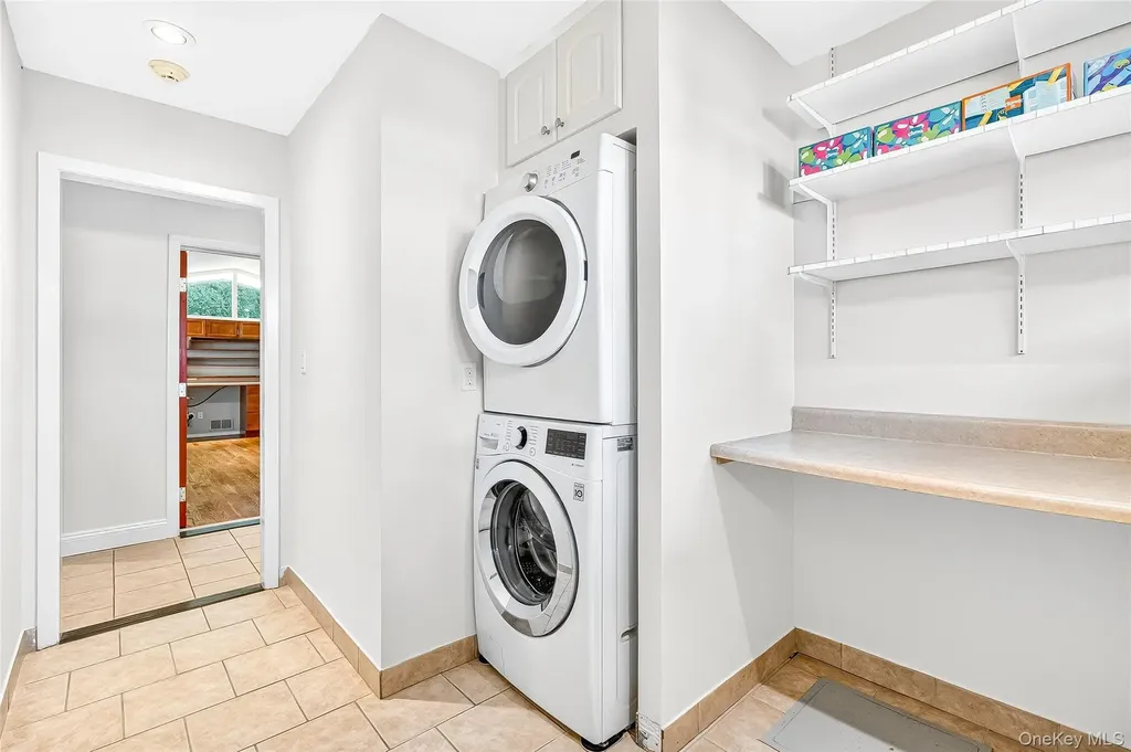 10 Barnaby Lane Hartsdale NY 10530
