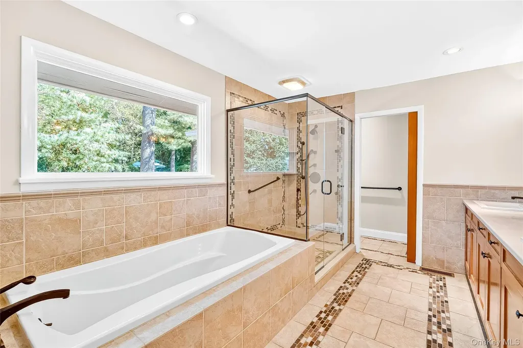 10 Barnaby Lane Hartsdale NY 10530