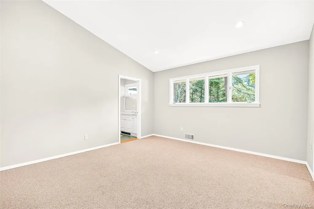 10 Barnaby Lane Hartsdale NY 10530