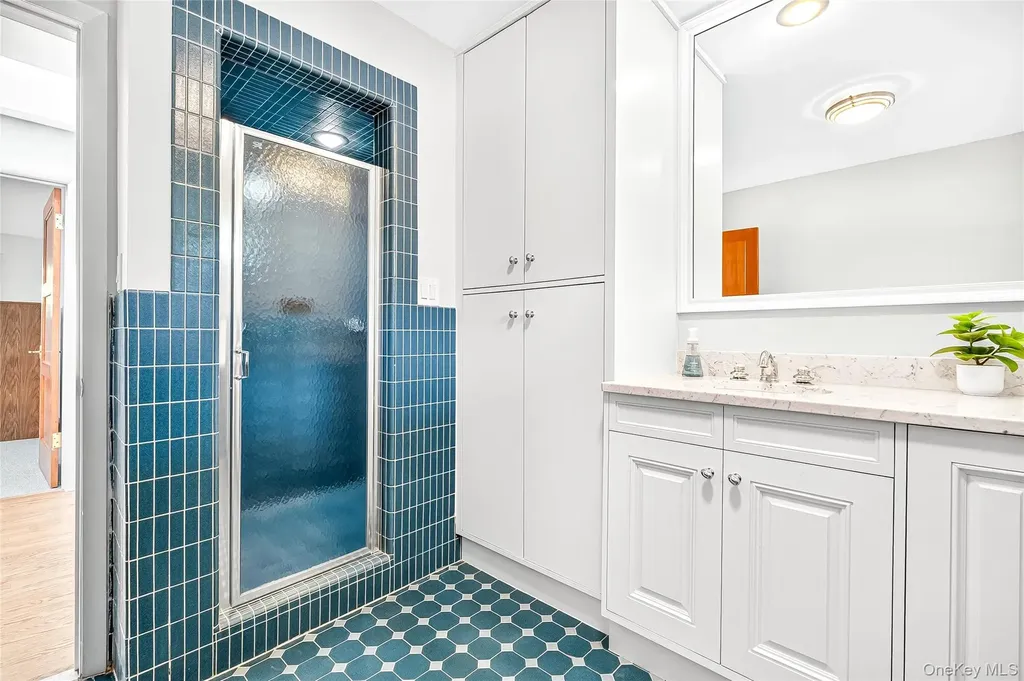 10 Barnaby Lane Hartsdale NY 10530