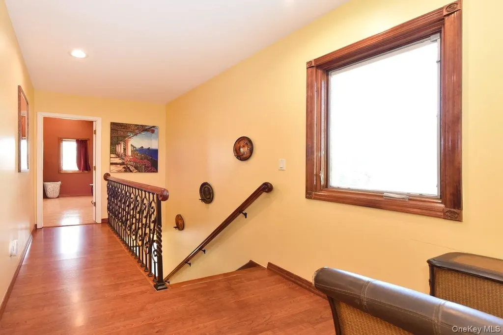 385 Oceanside Parkway Oceanside NY 11572