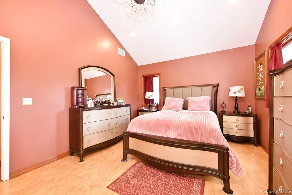 385 Oceanside Parkway Oceanside NY 11572
