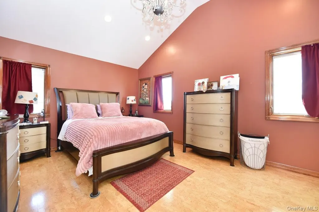385 Oceanside Parkway Oceanside NY 11572