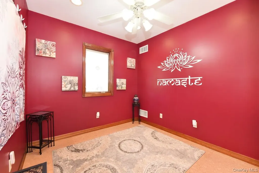 385 Oceanside Parkway Oceanside NY 11572