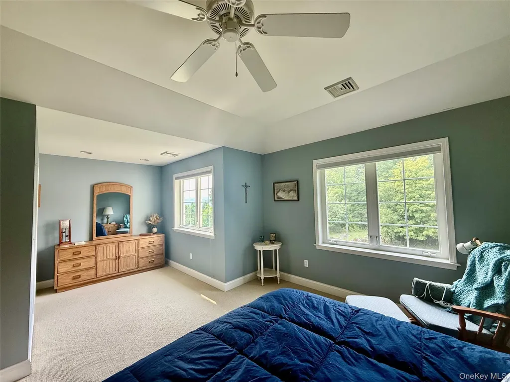 54 Hudson View Terrace Hyde Park NY 12538