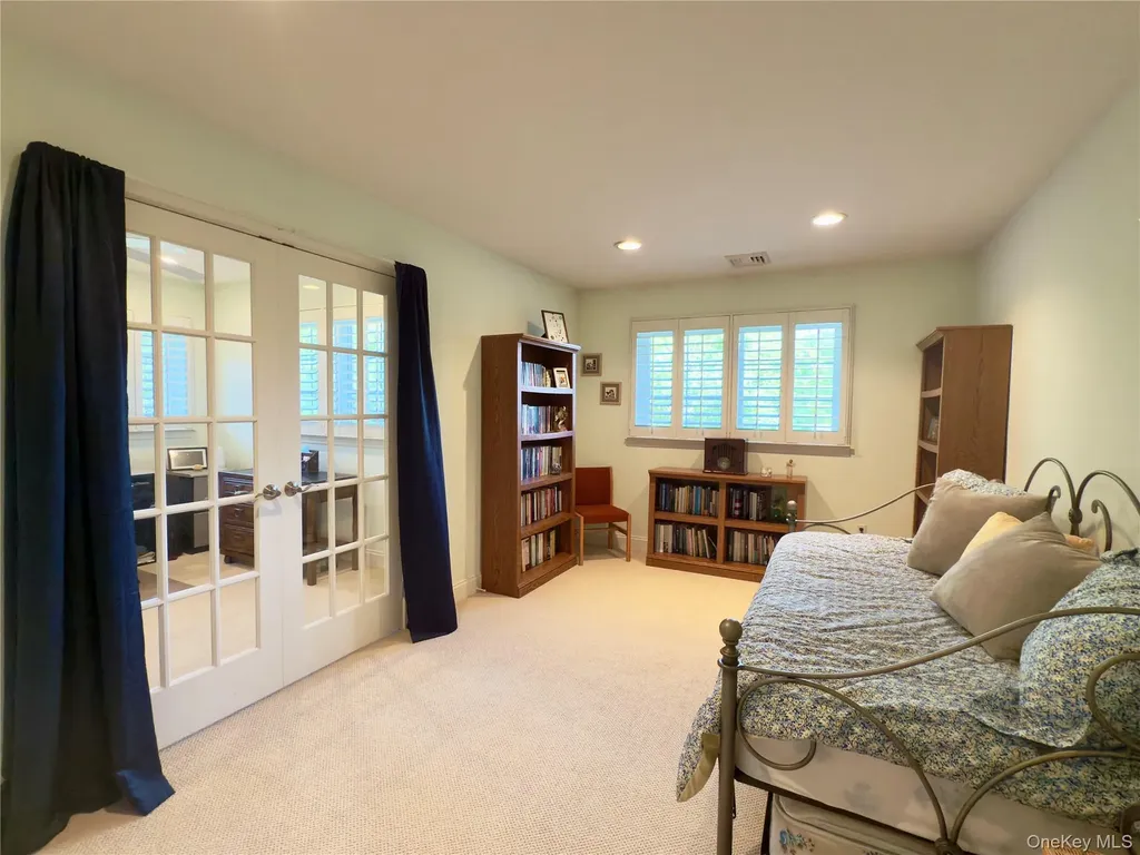 54 Hudson View Terrace Hyde Park NY 12538