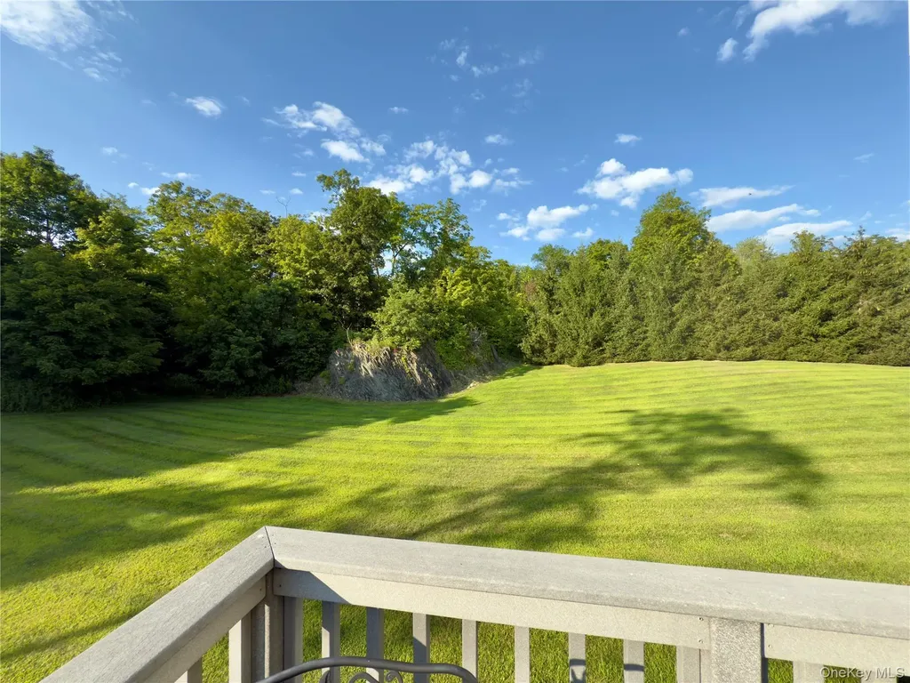 54 Hudson View Terrace Hyde Park NY 12538