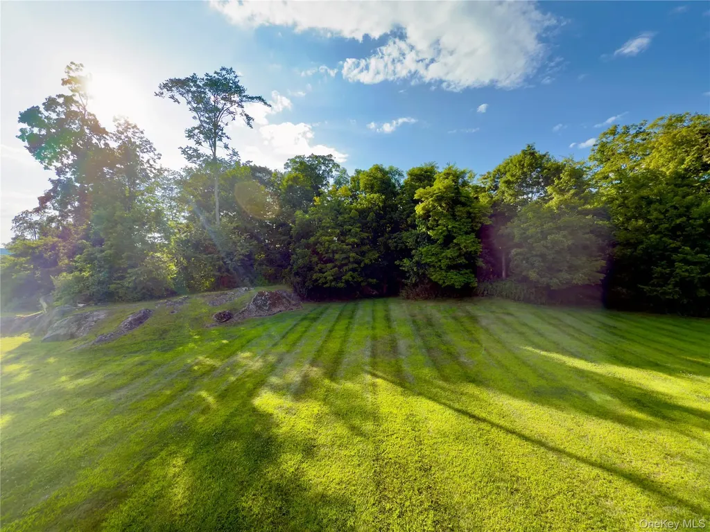 54 Hudson View Terrace Hyde Park NY 12538