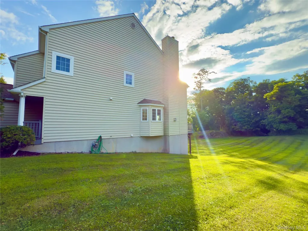 54 Hudson View Terrace Hyde Park NY 12538